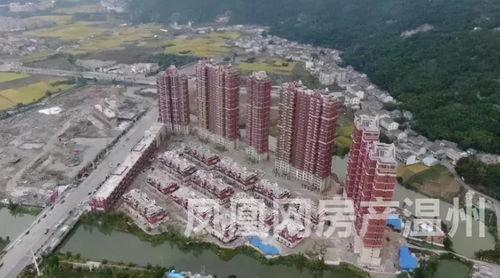 免费吃瓜商业广场,商业广场带你体验不一样的购物狂欢